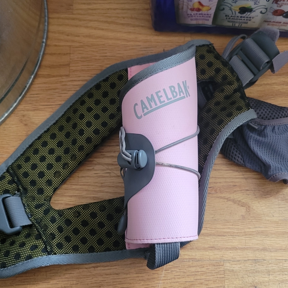 CamelBak Pink and Gray Hydration Belt for runners
